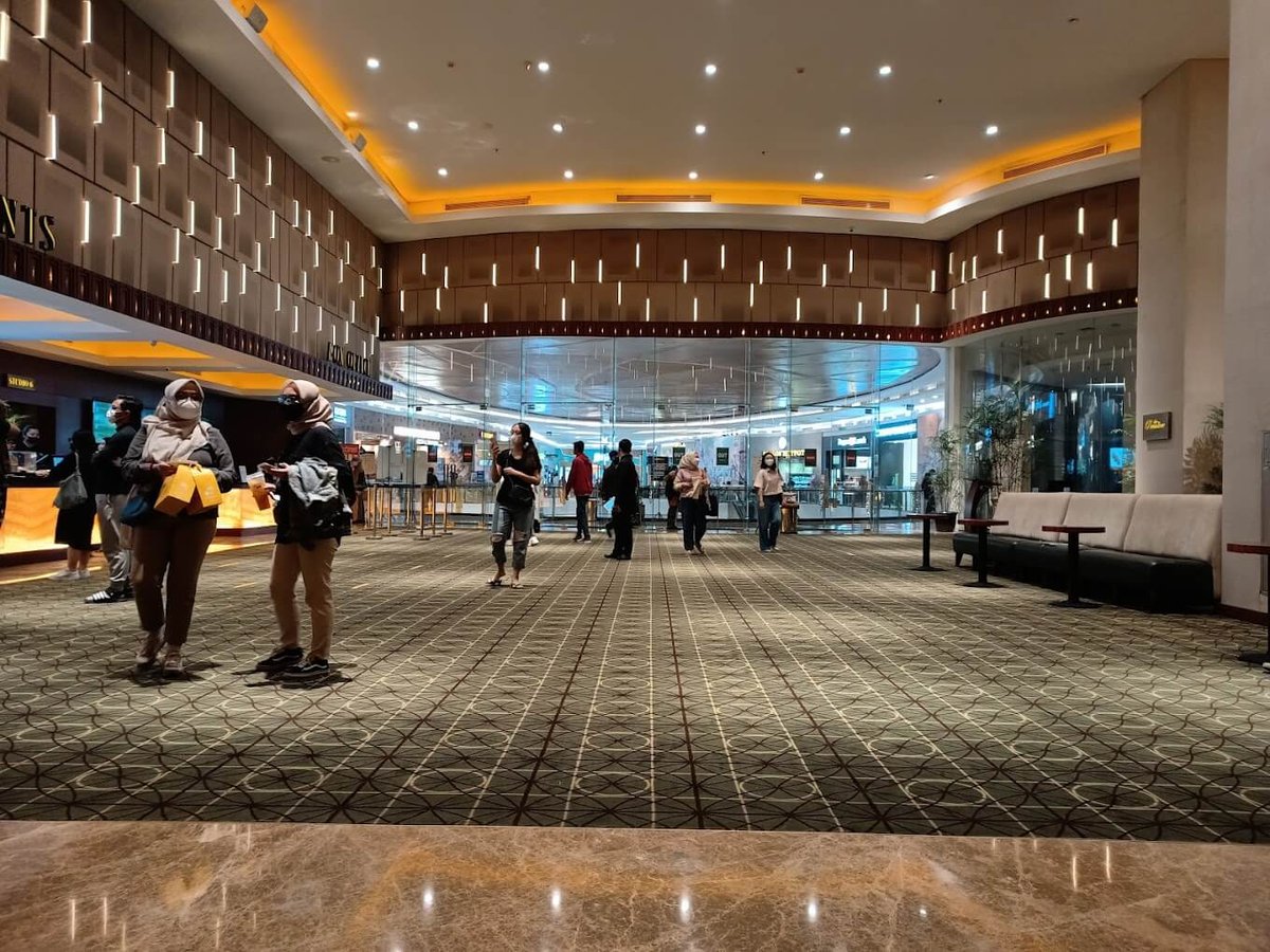 Kemang Village Mall - Gallery Photo 3