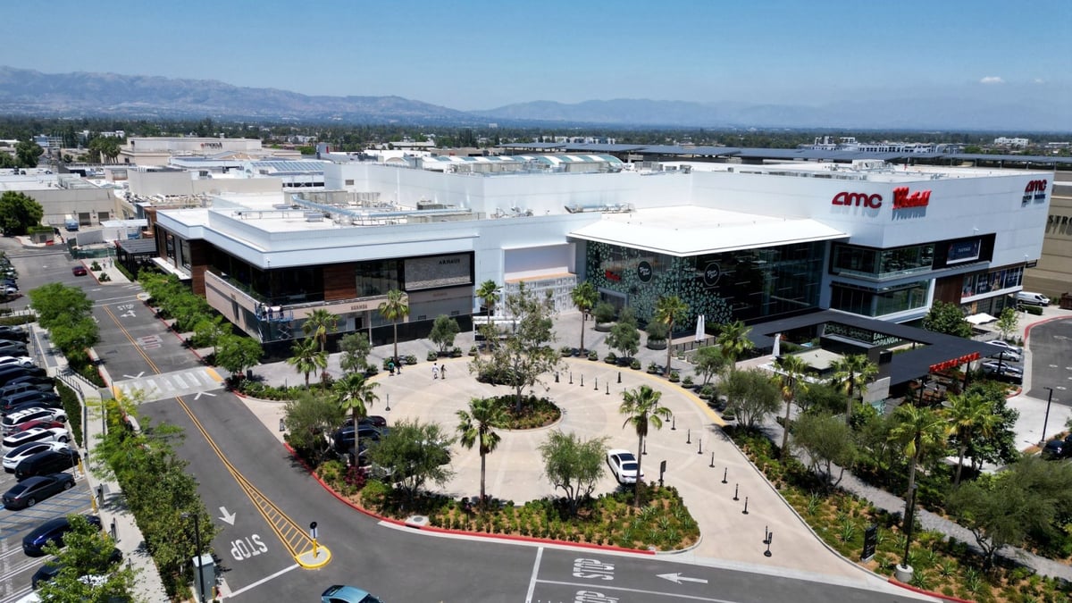 Plaza Ventura - Gallery Photo 10