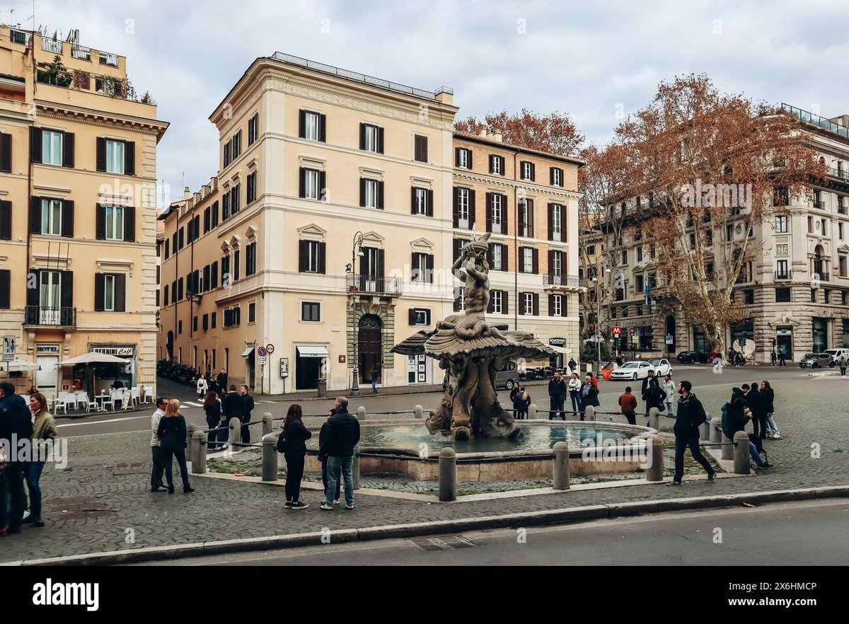 Plaza La Fontana - Gallery Photo 1