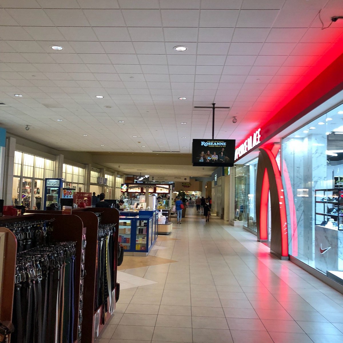 Centro Comercial Coral Mall - Gallery Photo 4