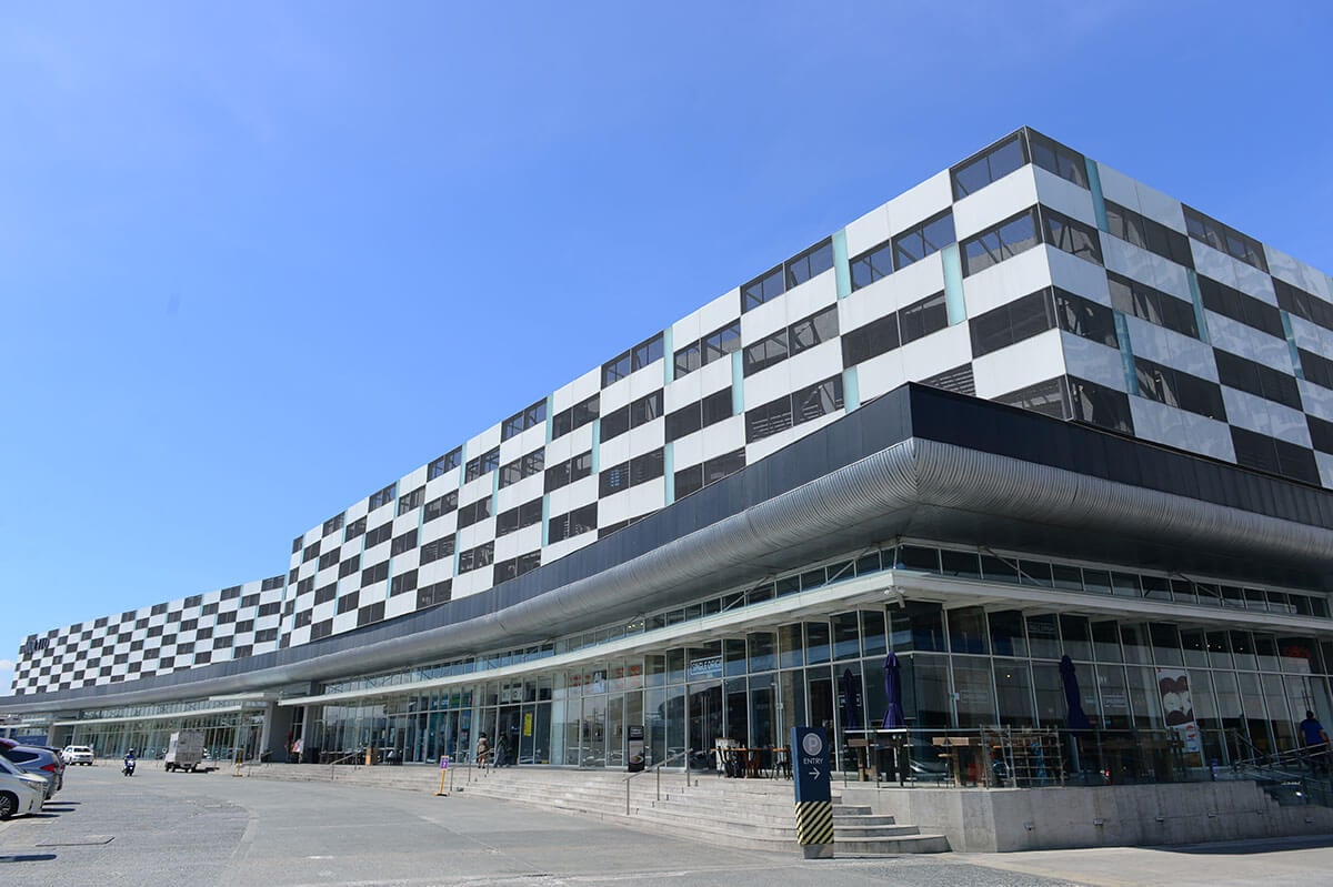 Molito Lifestyle Center - Gallery Photo 1