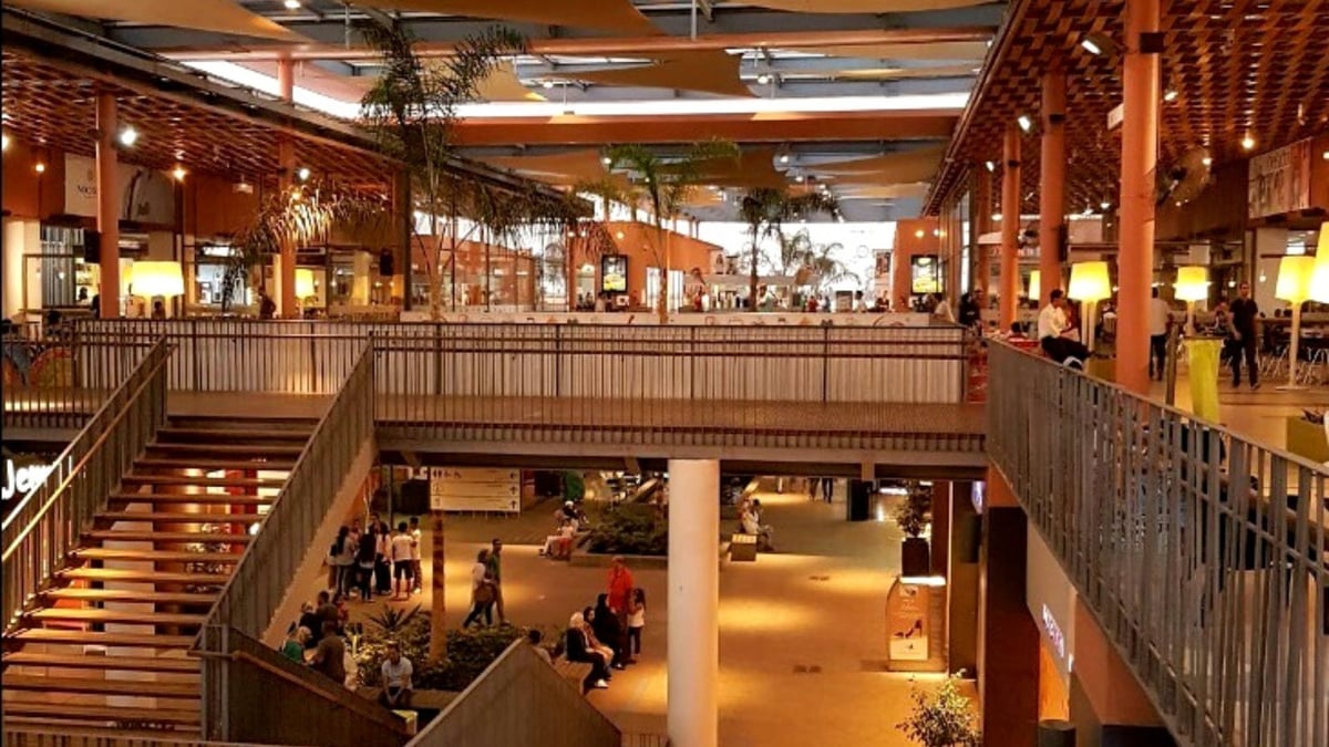 Almazar Mall - Gallery Photo 7