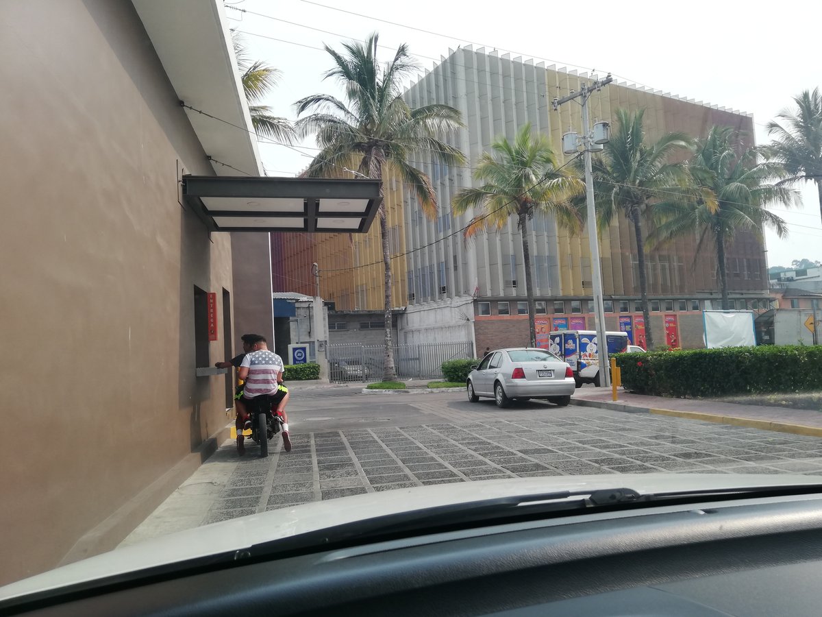 Centro Comercial El Frutal - Gallery Photo 7