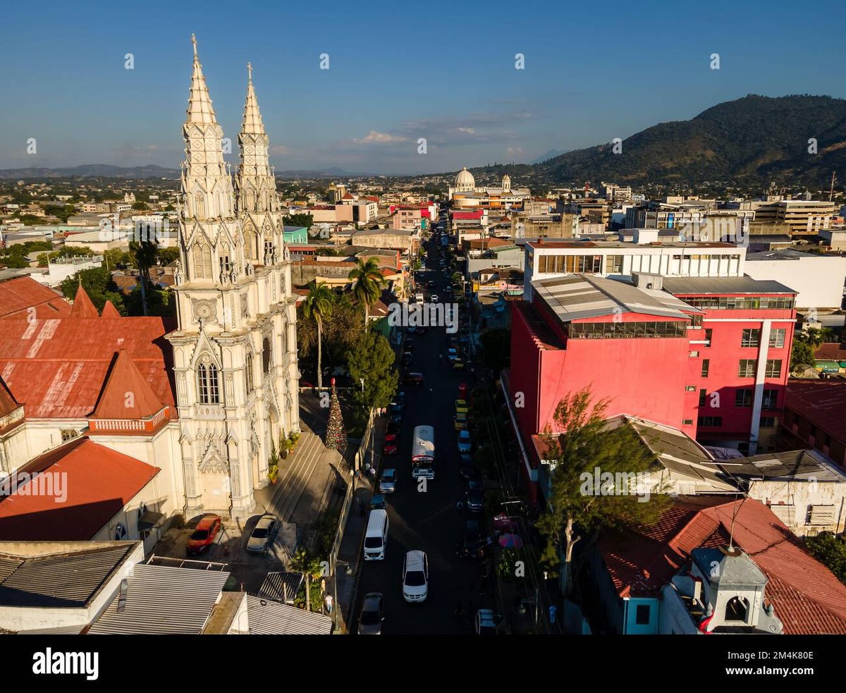 Plaza San Salvador - Gallery Photo 5
