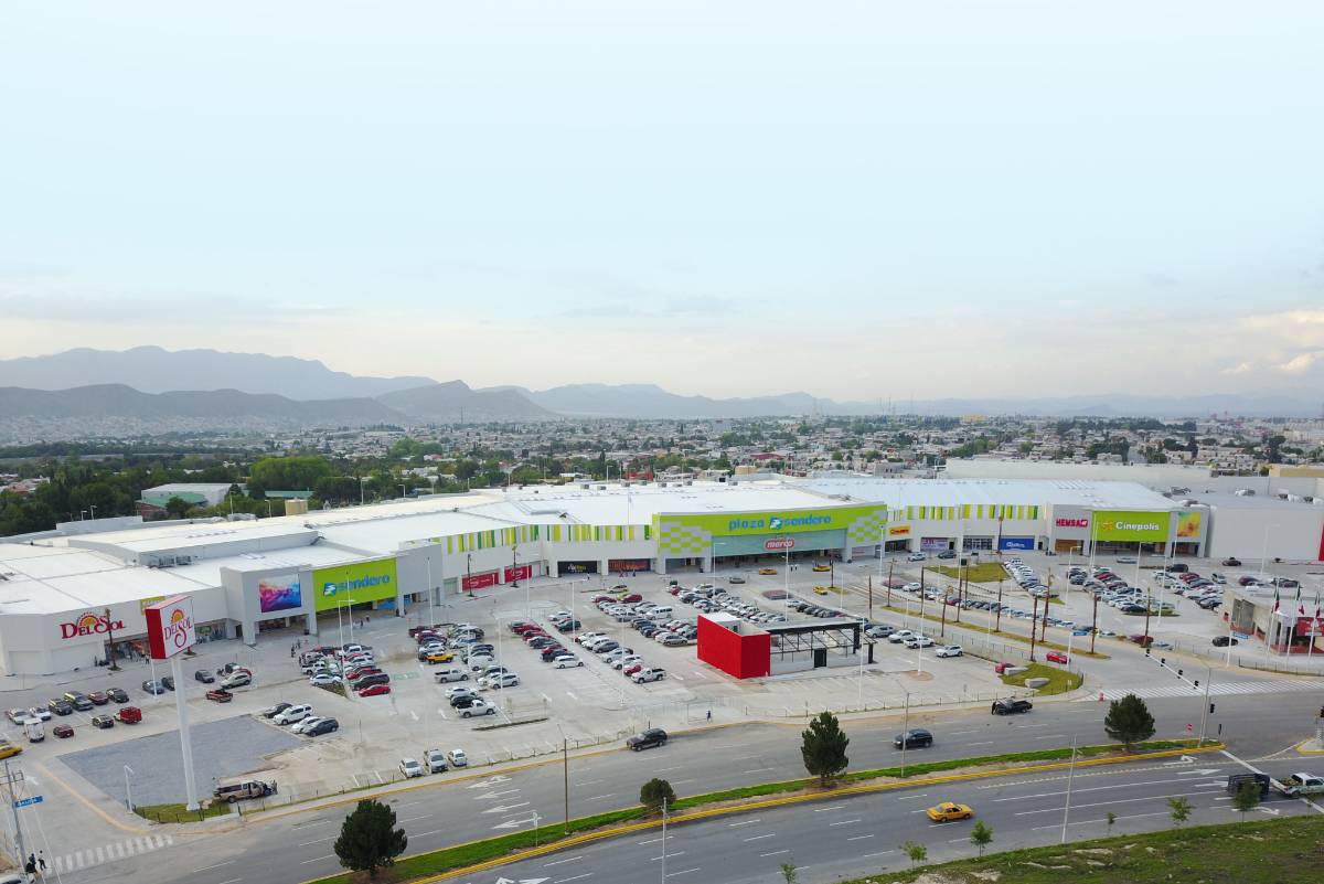 Plaza Sendero Saltillo - Gallery Photo 18