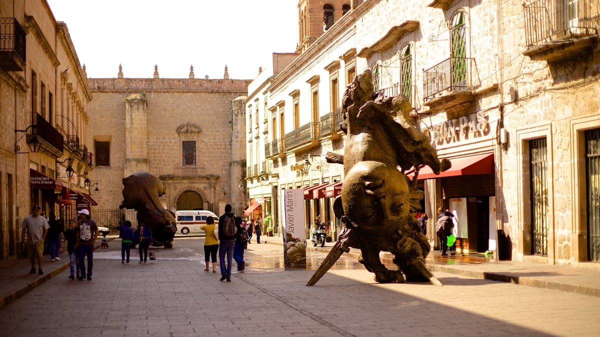 Plaza Morelia - Gallery Photo 10