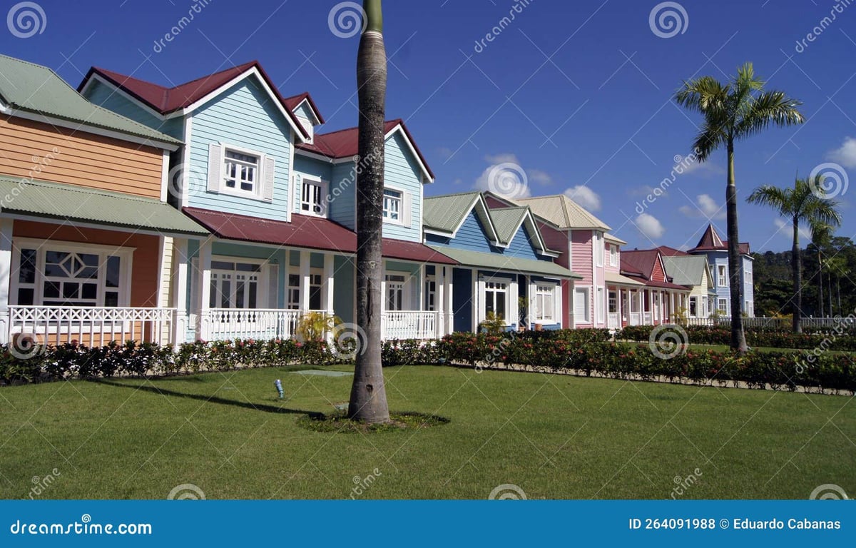 Shopping Village Samana - Gallery Photo 2