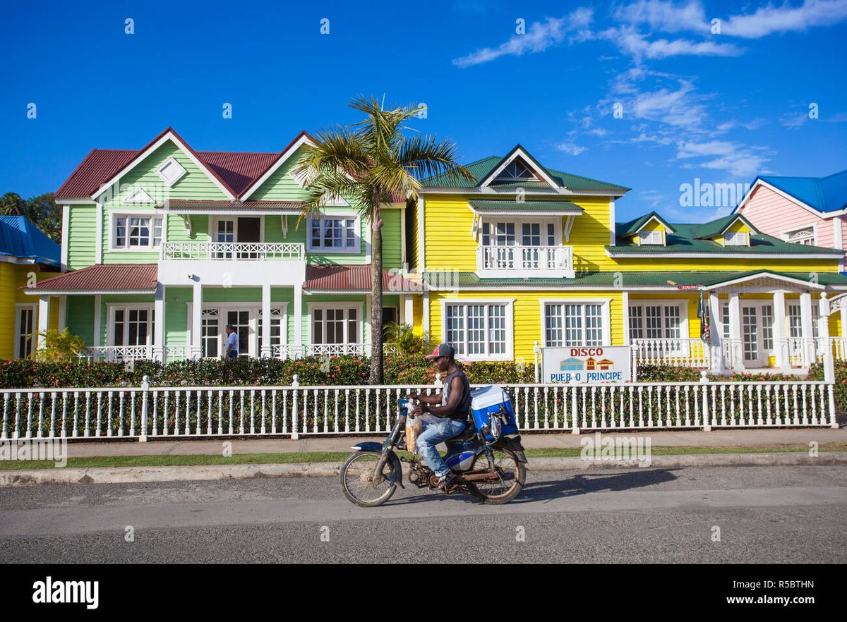 Shopping Village Samana - Gallery Photo 3