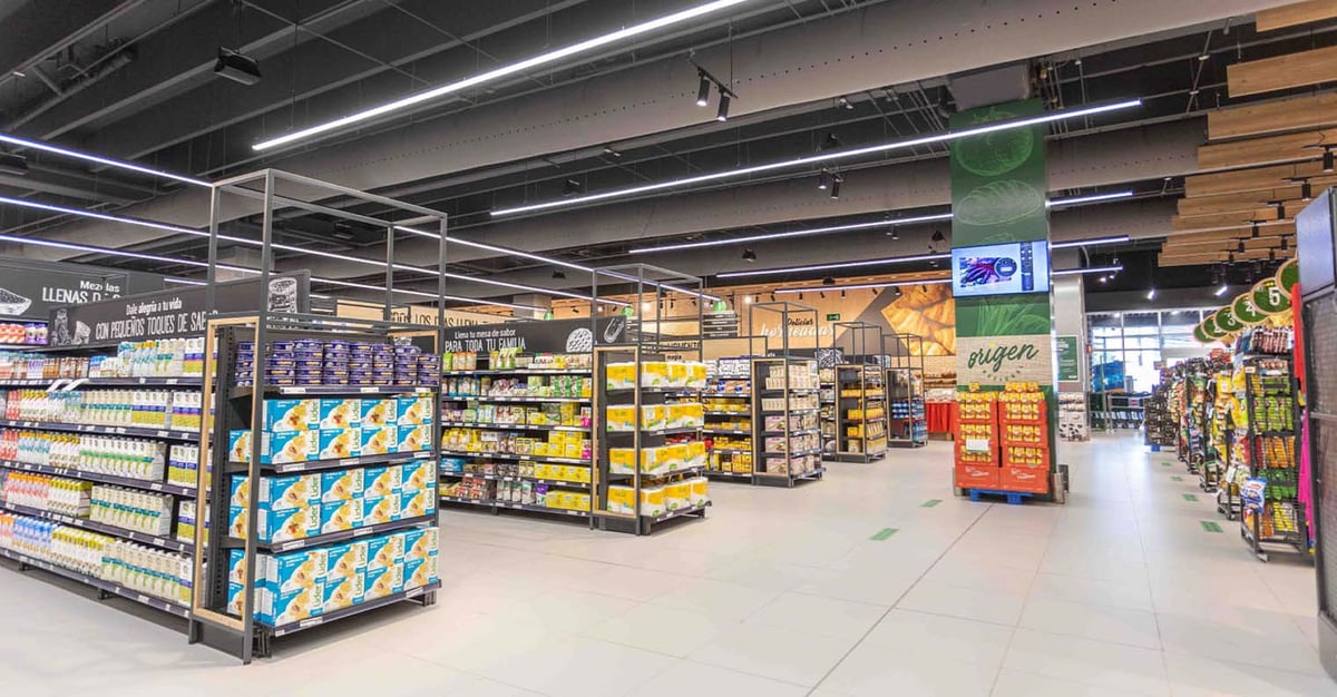 Supermercados Nacional Metro Plaza - Gallery Photo 4