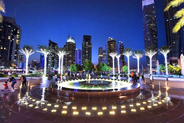Marina Walk - Gallery Photo 1