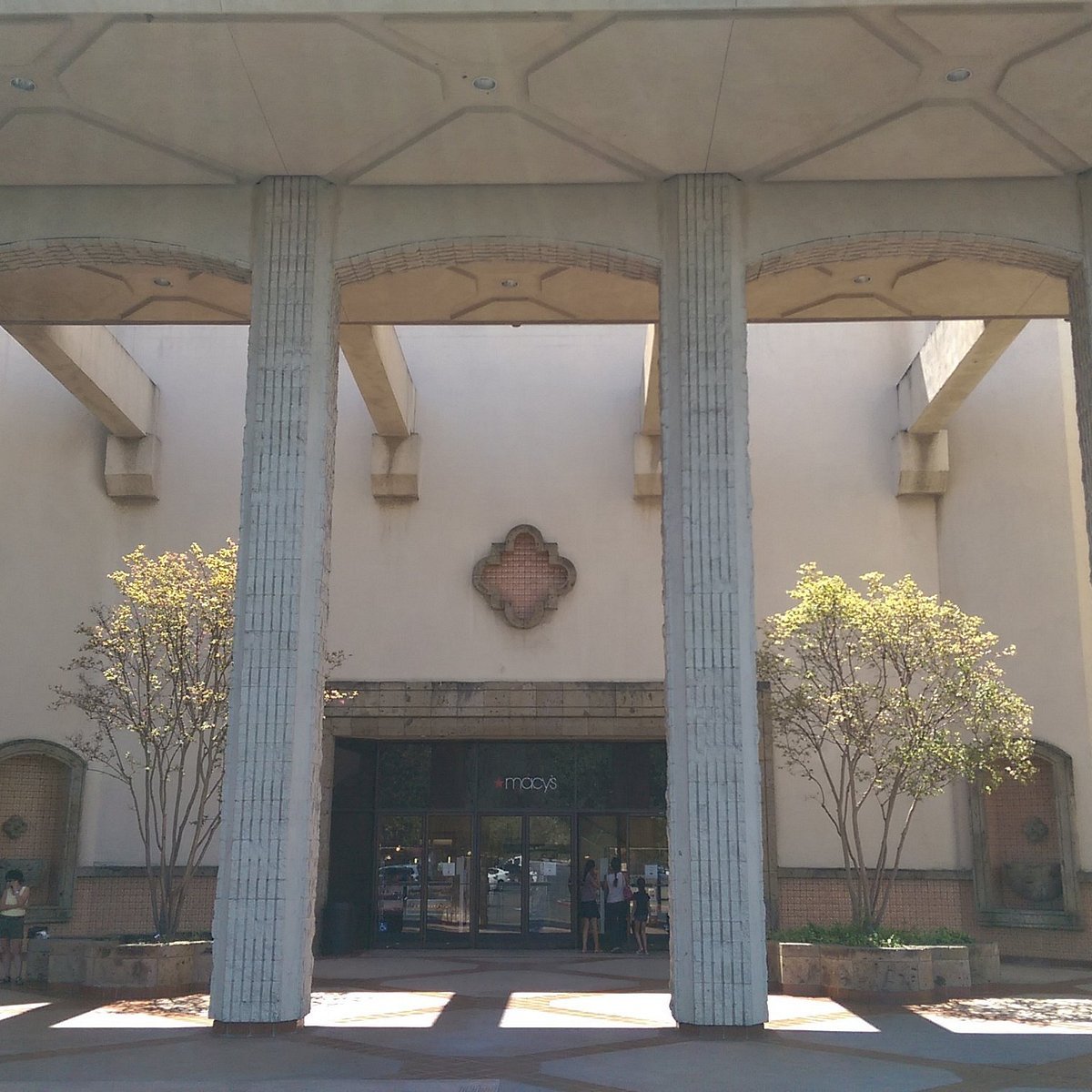The Oaks - Gallery Photo 6