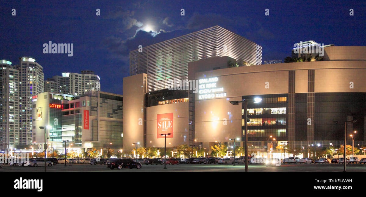 Lotte Department Store Centum City - Gallery Photo 1