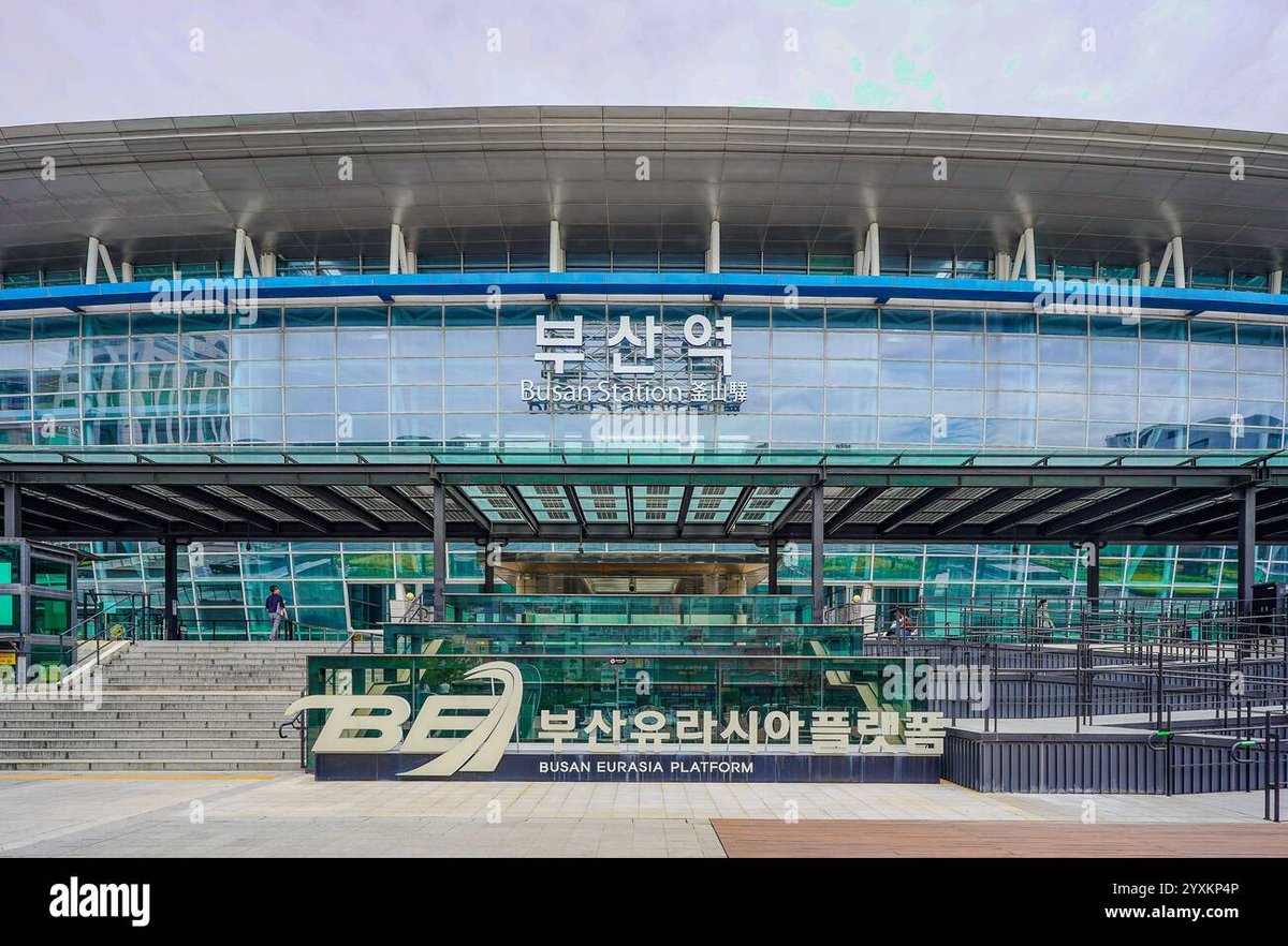 Busan Station Underground Shopping - Gallery Photo 5