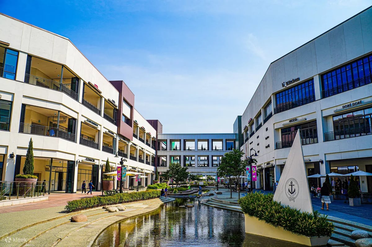 Suwon Station Premium Outlet - Gallery Photo 4