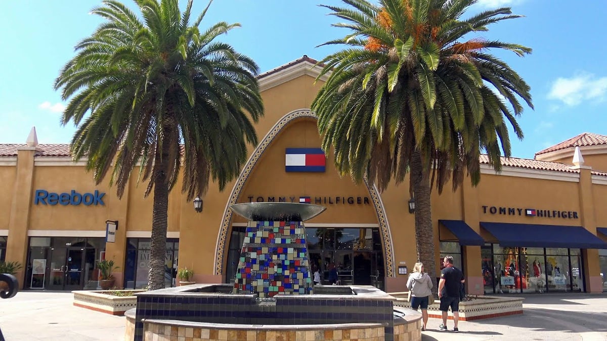Las Americas Premium Outlets - Gallery Photo 14