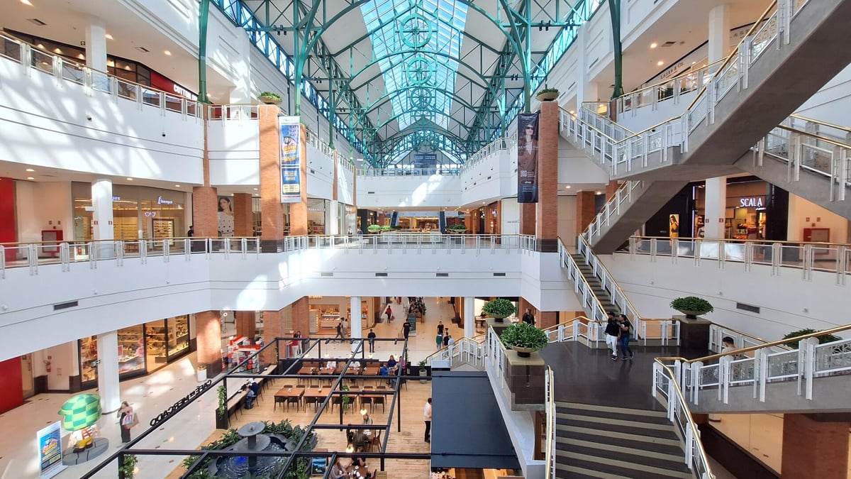 Praia De Belas Shopping - Gallery Photo 11