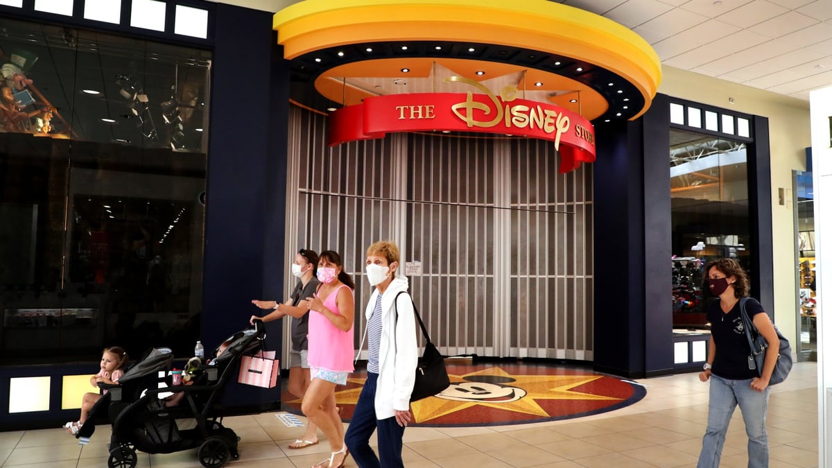 Coral Square - Gallery Photo 2