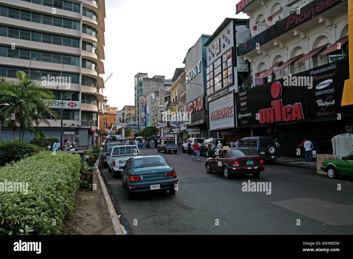Plaza 5 De Mayo - Gallery Photo 2