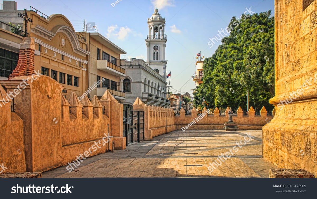 Plaza Andalucía - Gallery Photo 1