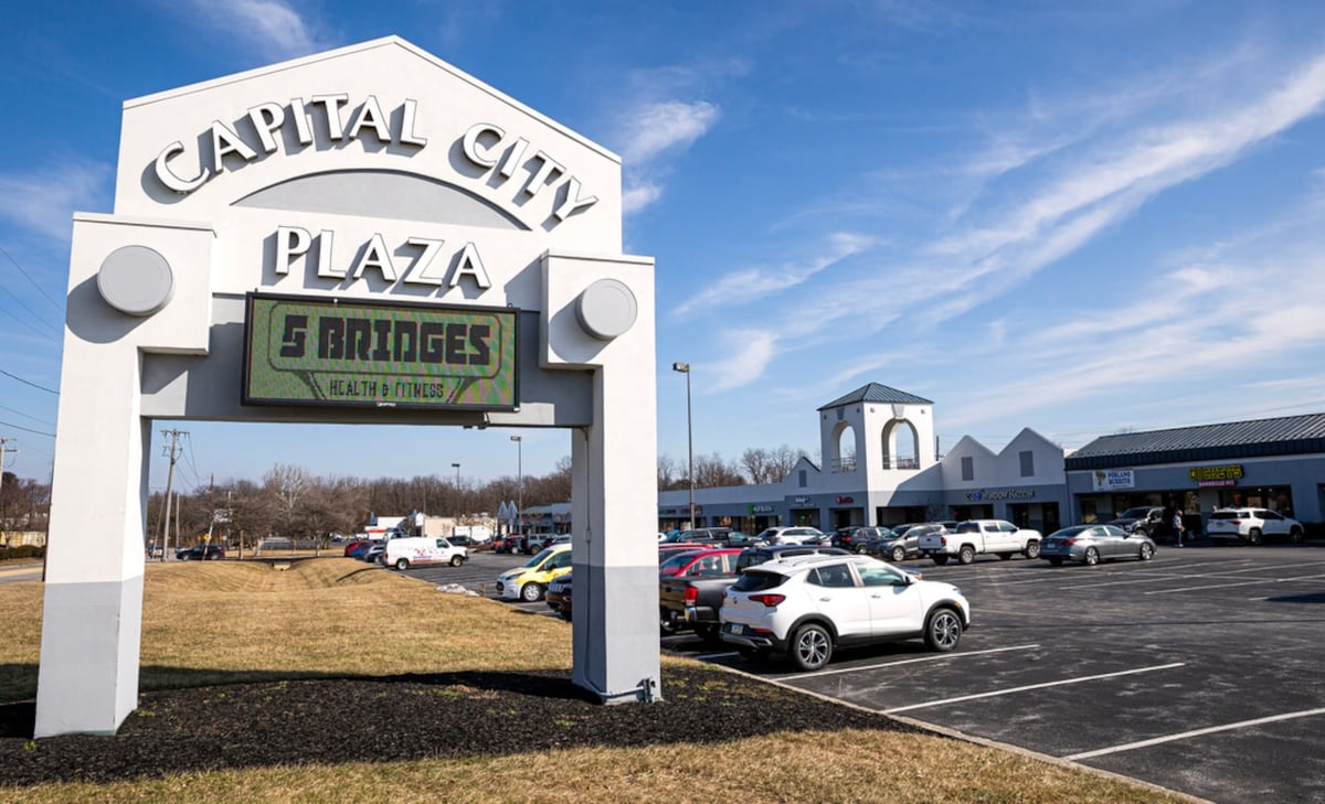 Capital Square Mall - Gallery Photo 5