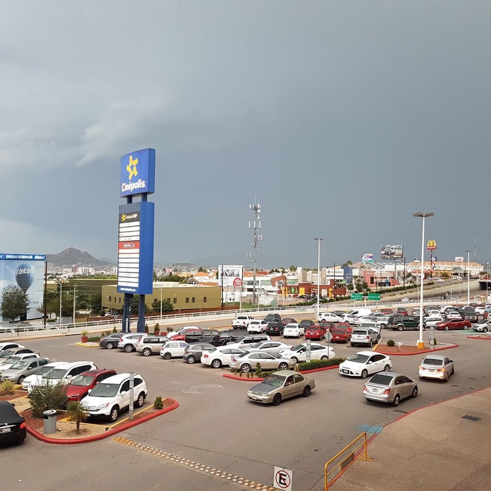 Centro Comercial Villa Progreso - Gallery Photo 1