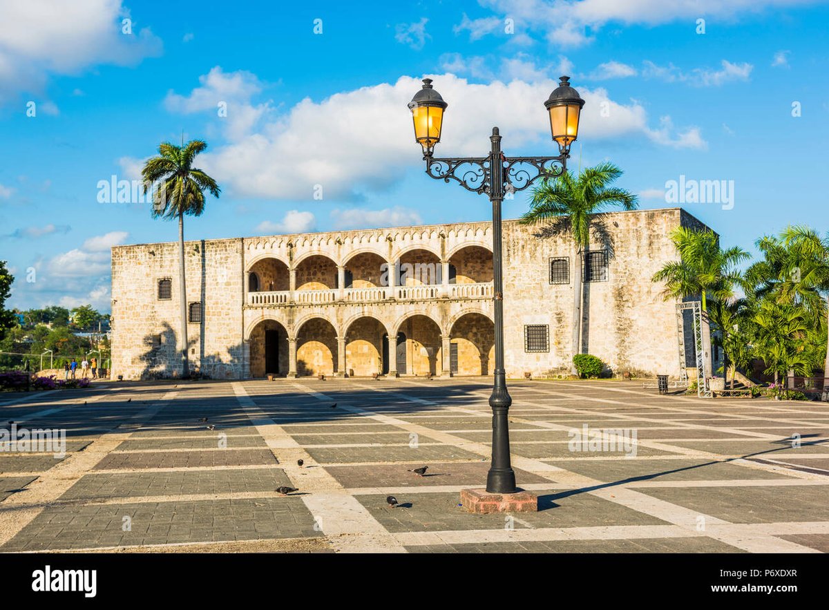 Plaza Zaragoza - Gallery Photo 1