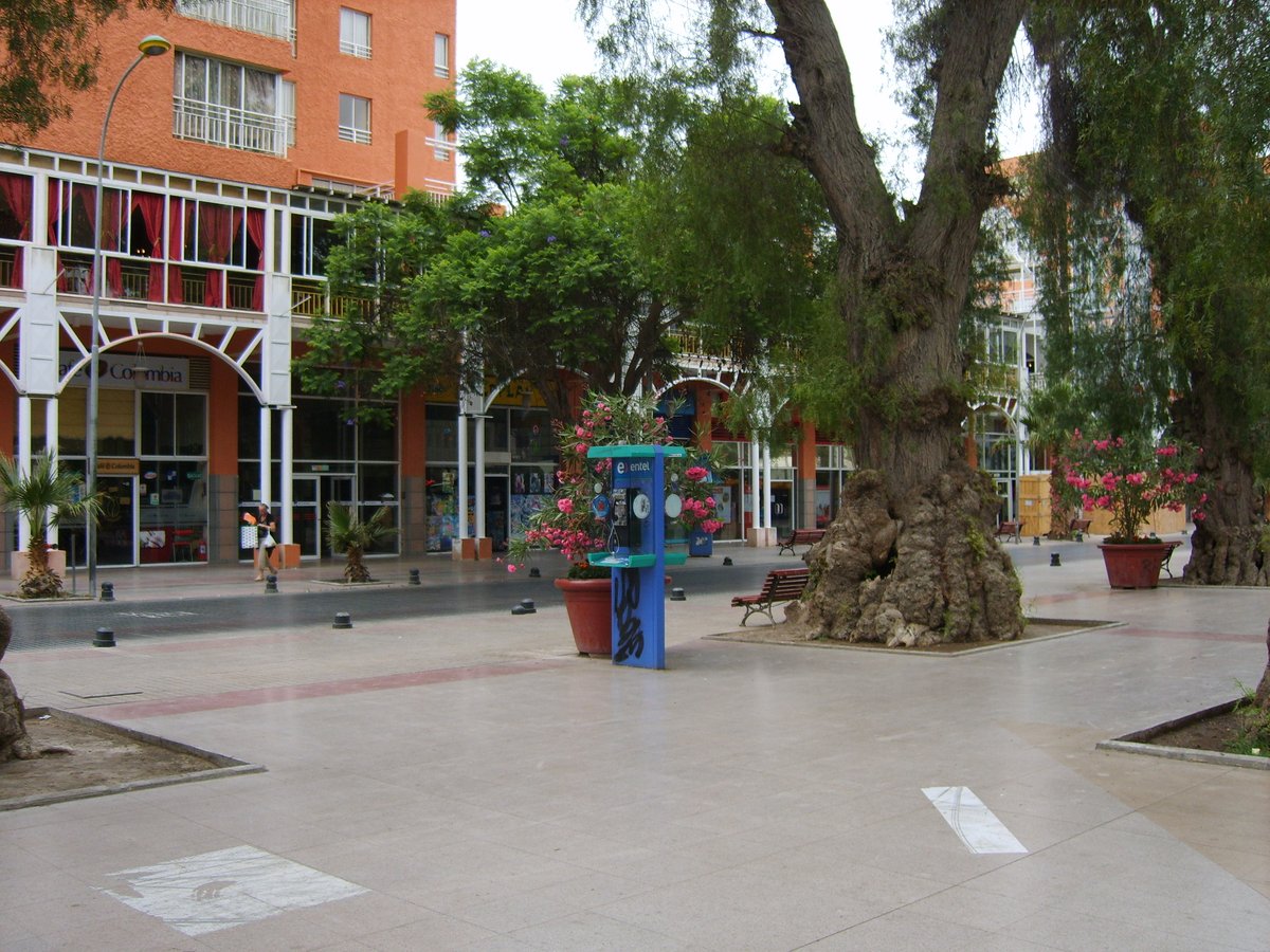 Plaza Real - Gallery Photo 4