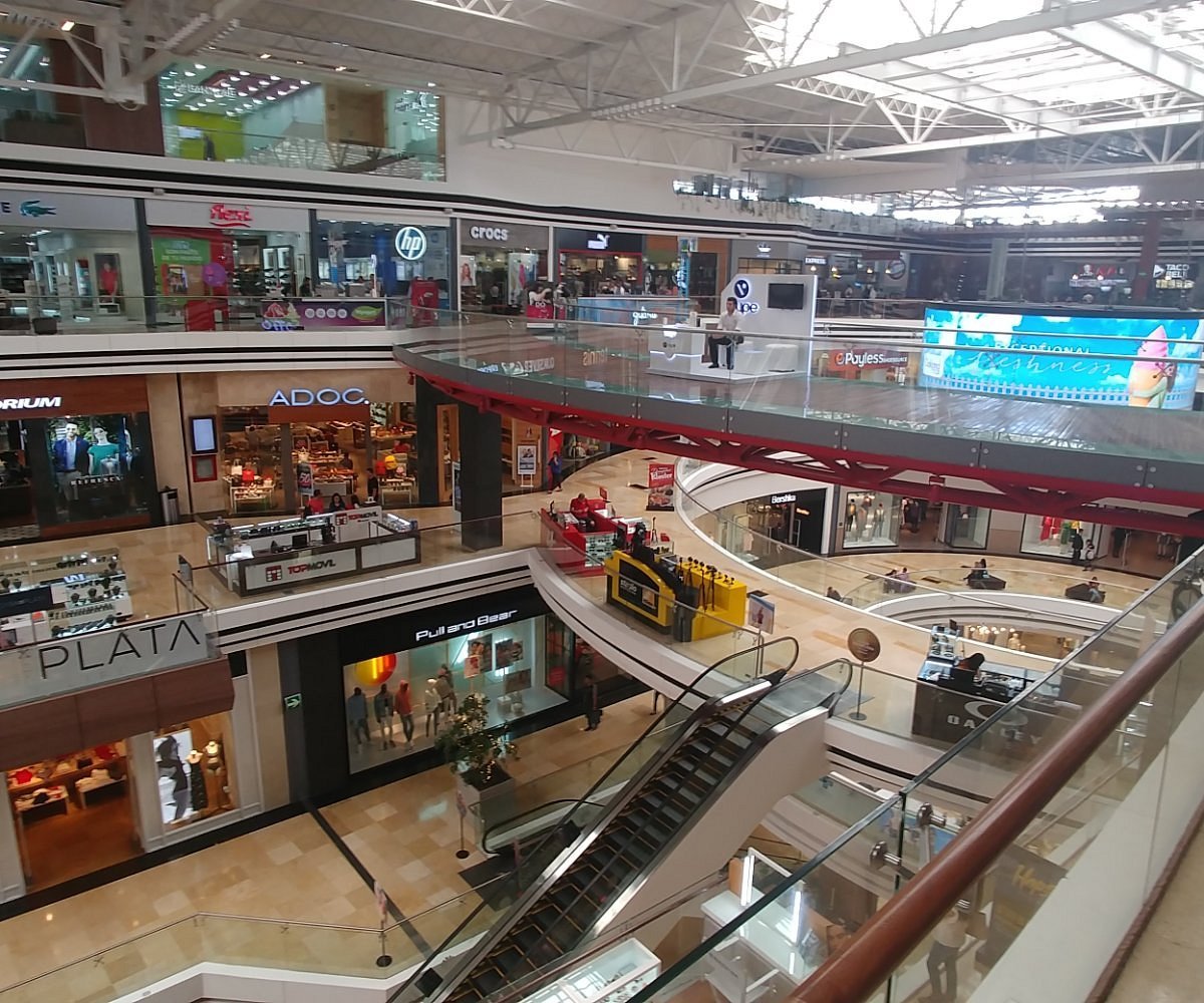 Plaza Ciudad Vieja - Gallery Photo 6