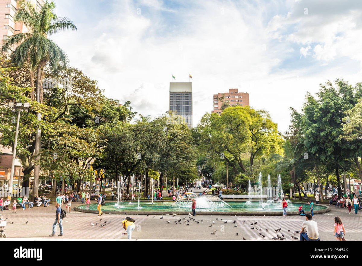 Plaza Villanueva - Gallery Photo 4