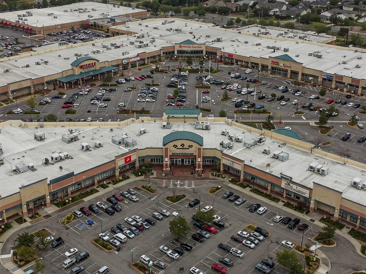 Whitter Village Shopping Mall - Gallery Photo 5