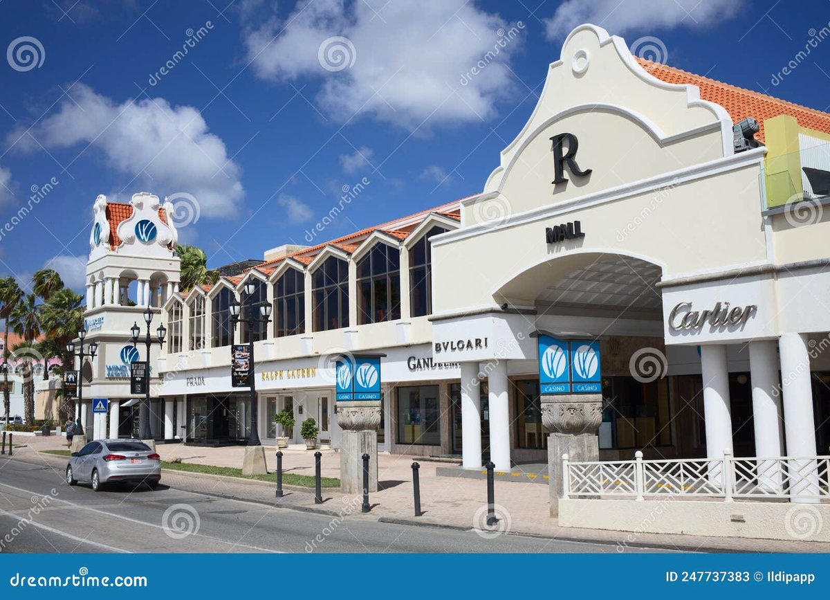 Renaissance Marketplace - Gallery Photo 4