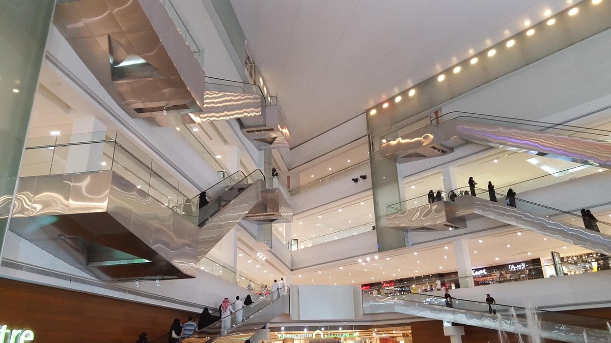 Al Salam Mall - Gallery Photo 6