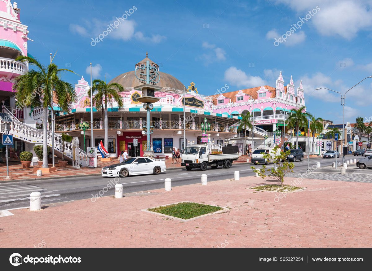 Alhambra Shopping Center - Gallery Photo 3