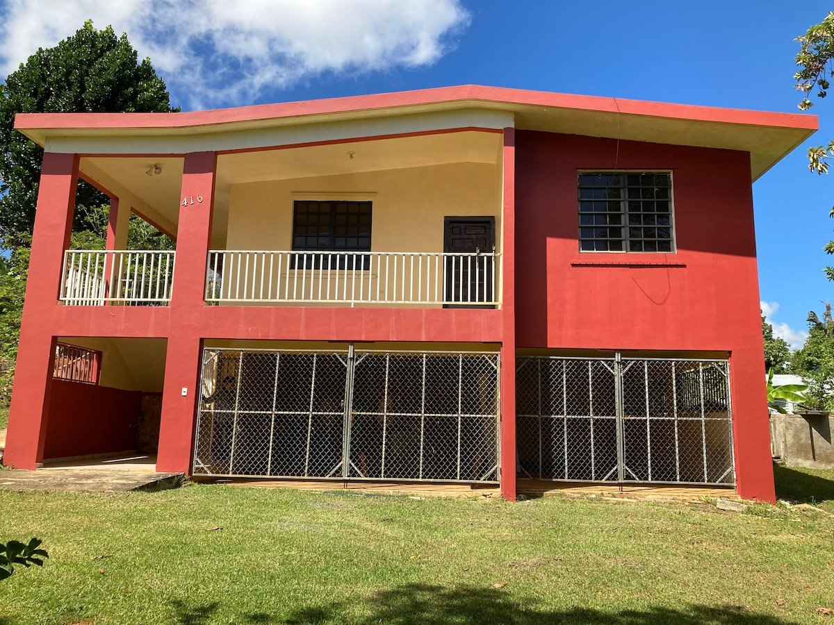 Knockpatrick Plaza - Gallery Photo 2