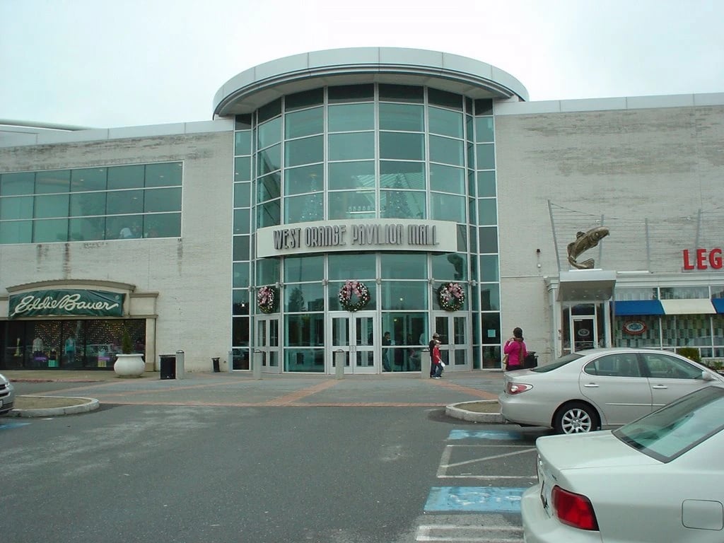 Pavilion Mall - Gallery Photo 4