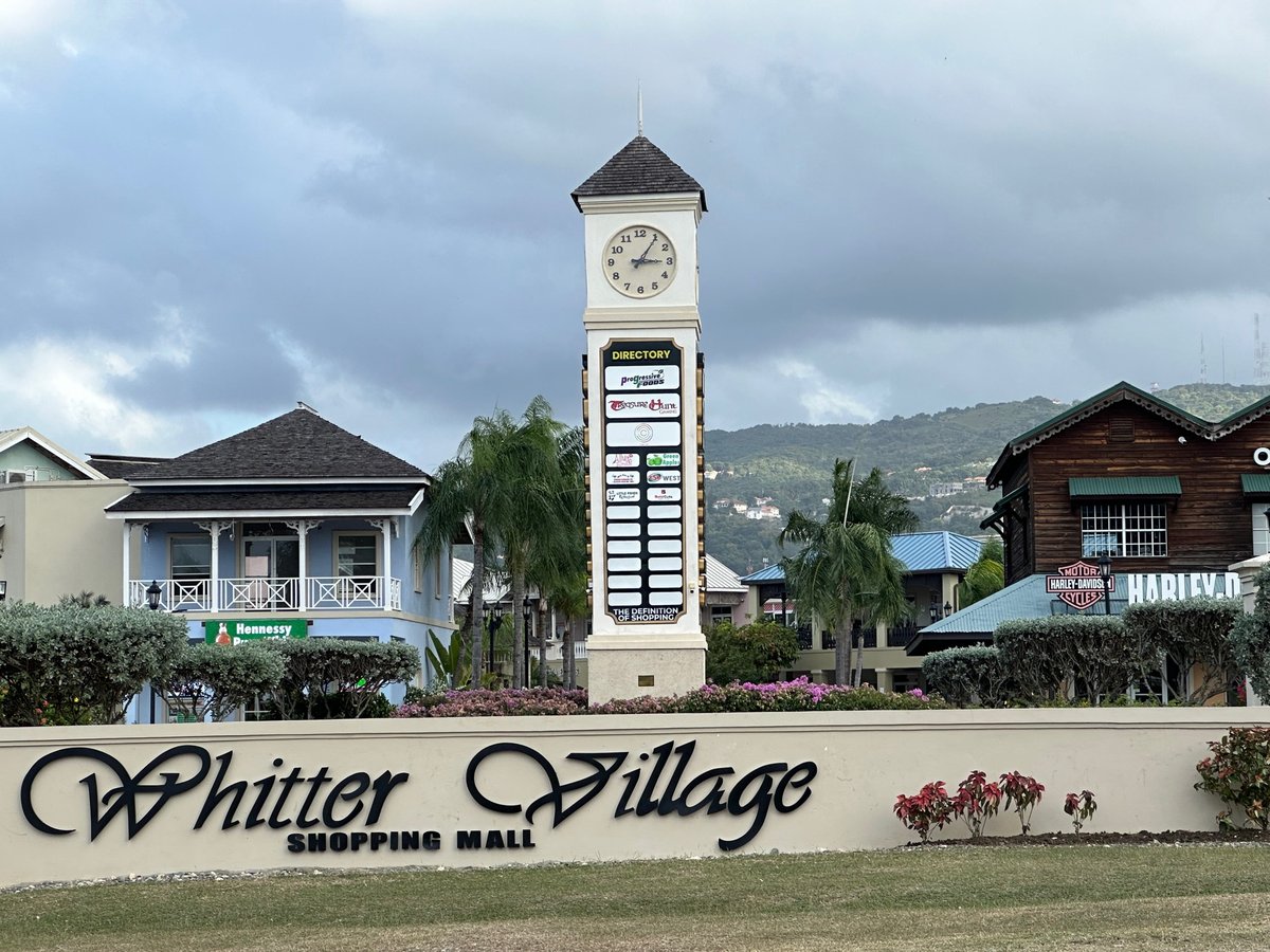 Montego Bay Shopping Centre - Gallery Photo 2