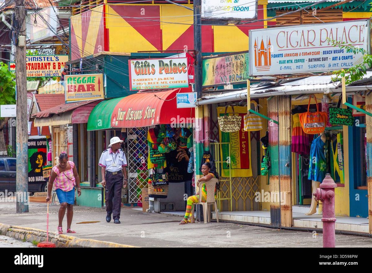 Montego Bay Shopping Centre - Gallery Photo 3