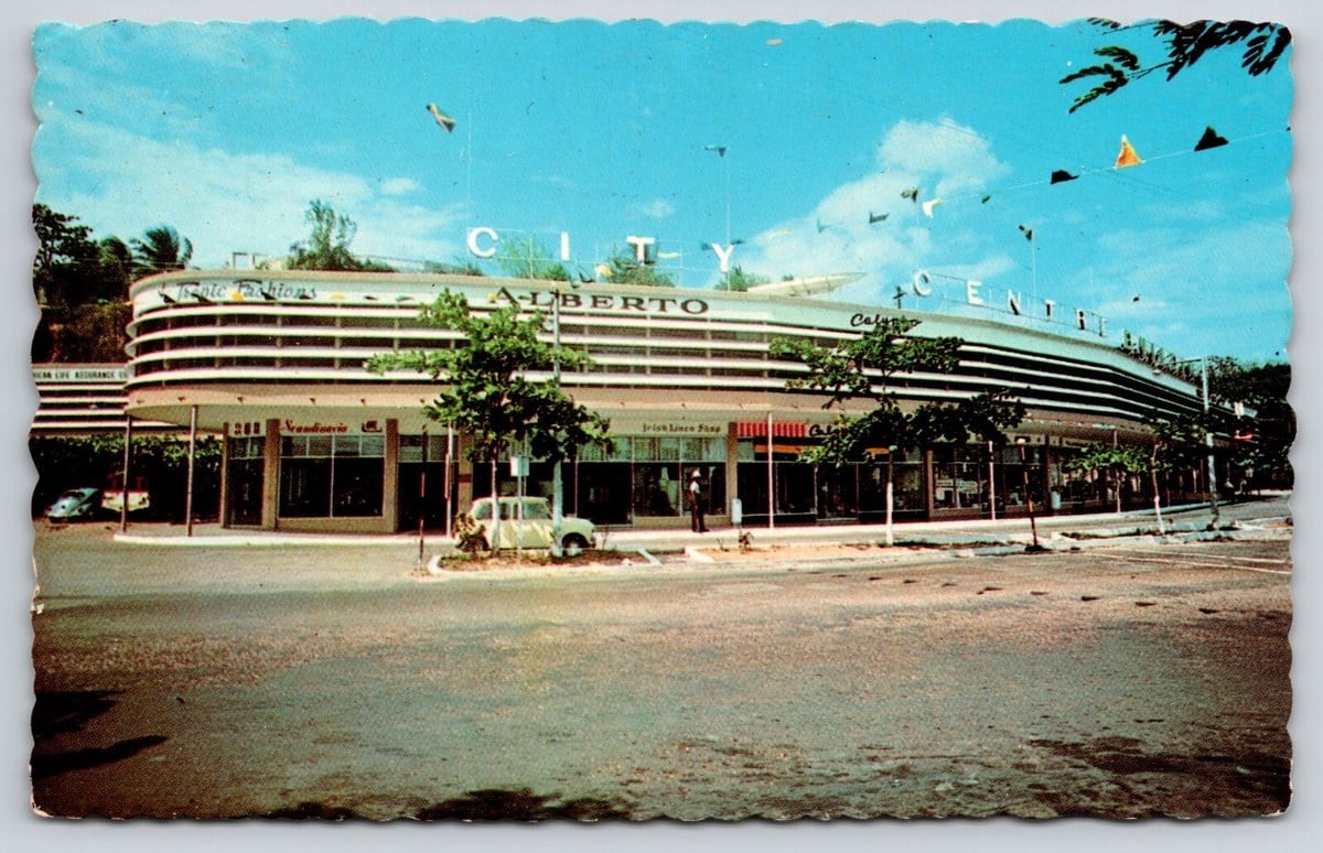 Montego Bay Shopping Centre - Gallery Photo 7