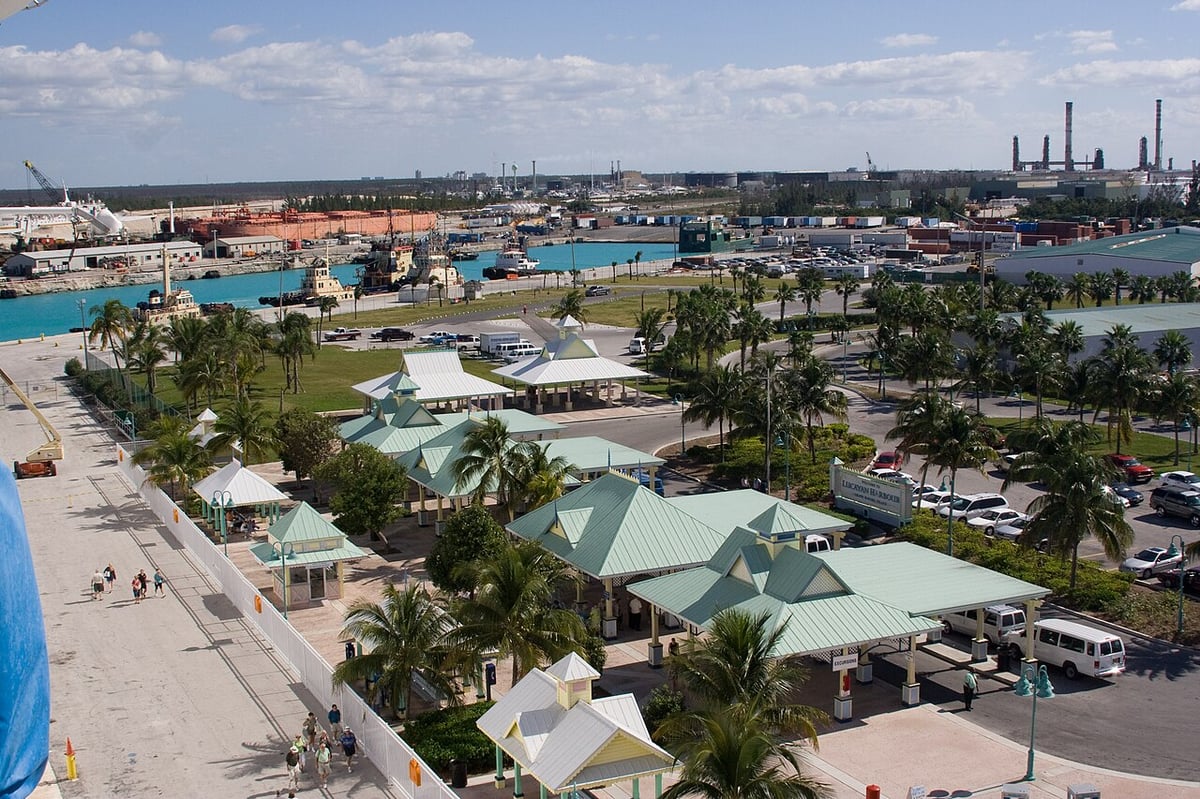 Pinder's Commercial Centre - Gallery Photo 3