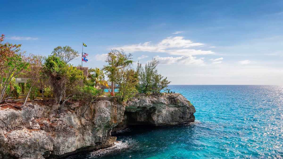 Negril Plaza - Gallery Photo 7