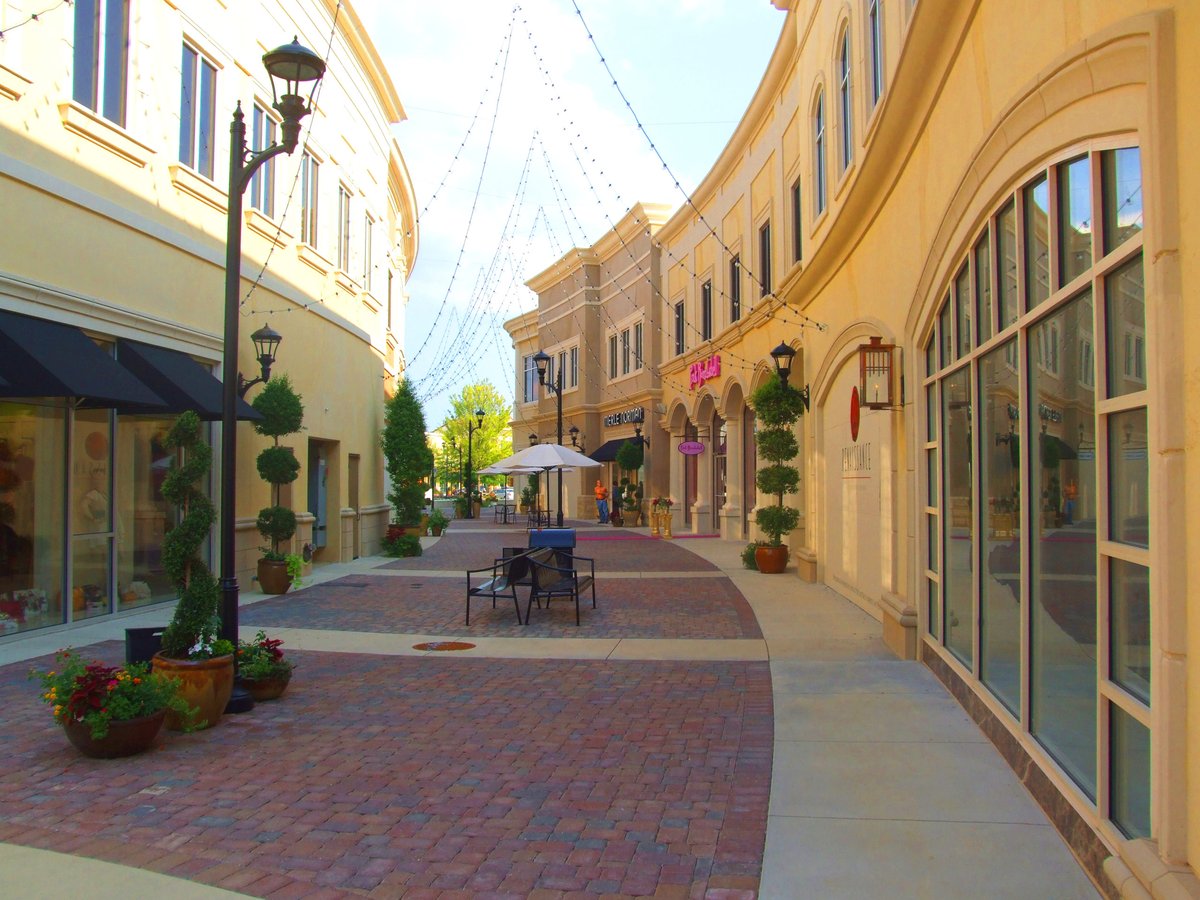Renaissance At Colony Park - Gallery Photo 5