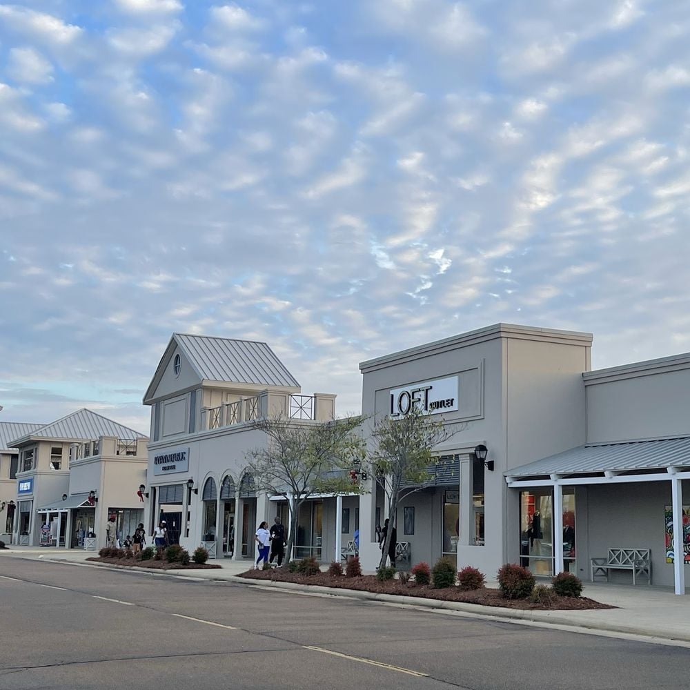 Hattiesburg Town Square - Gallery Photo 3