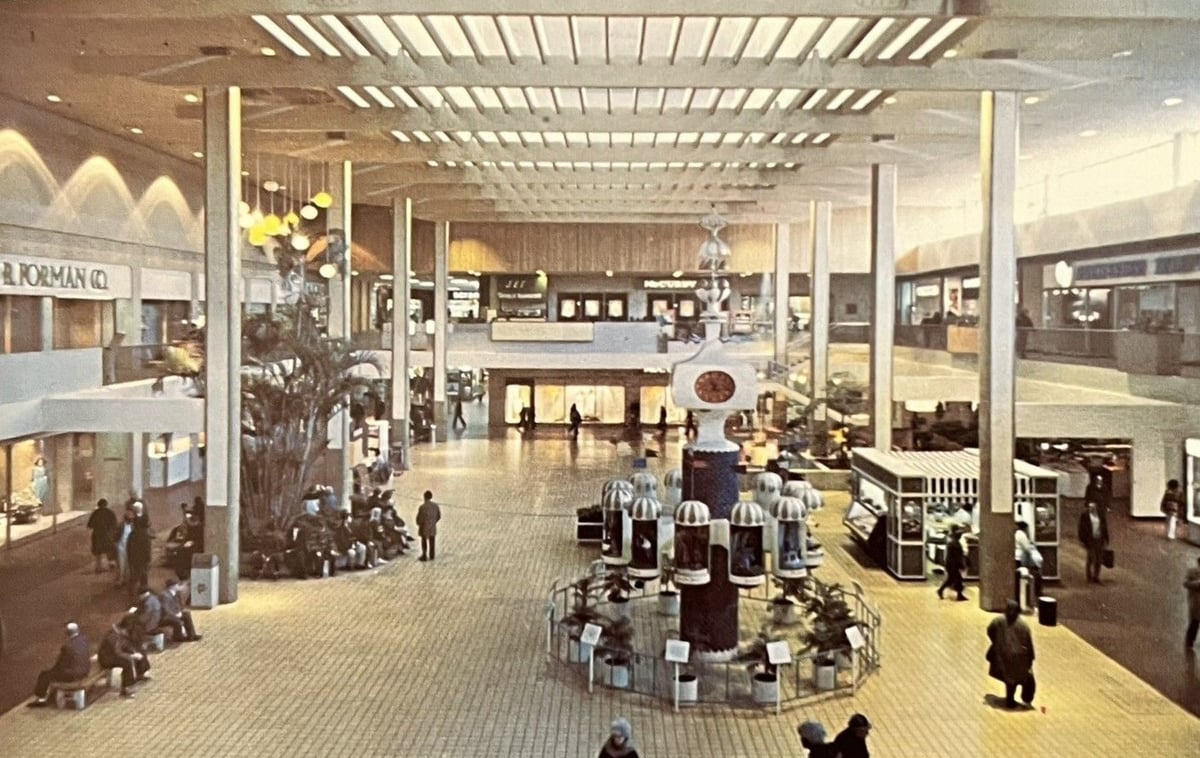 Midtown Plaza - Gallery Photo 3