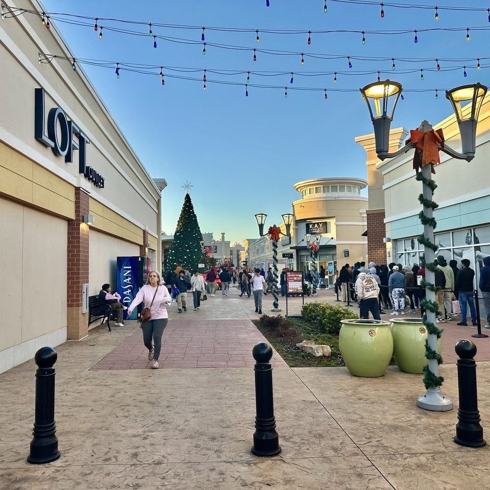 Northpark Corners - Gallery Photo 3