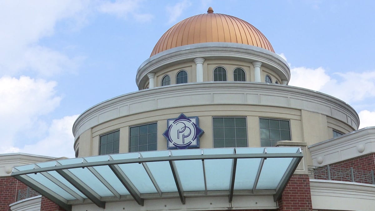 Parkway Place Shopping Center - Gallery Photo 11