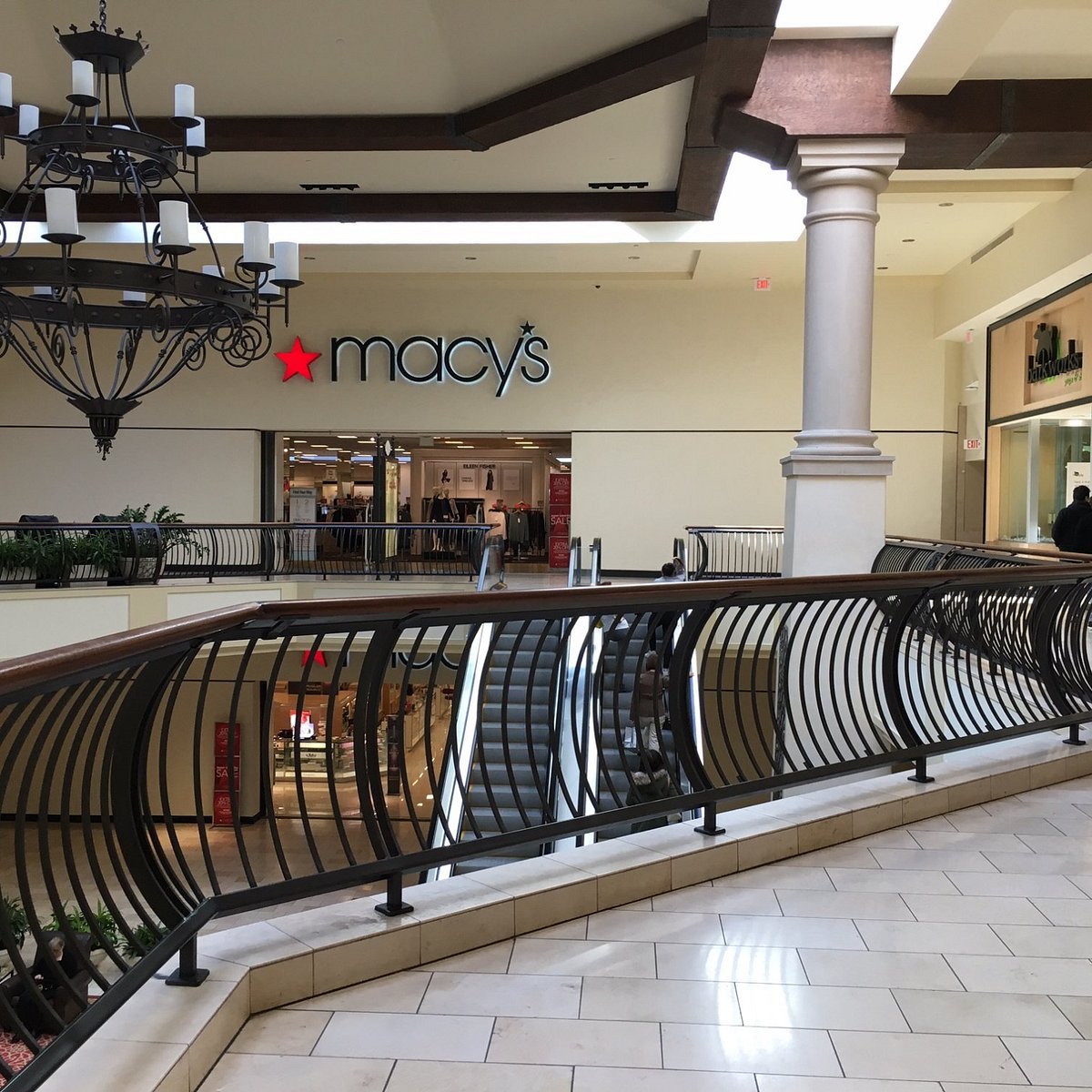 The Oaks - Gallery Photo 12