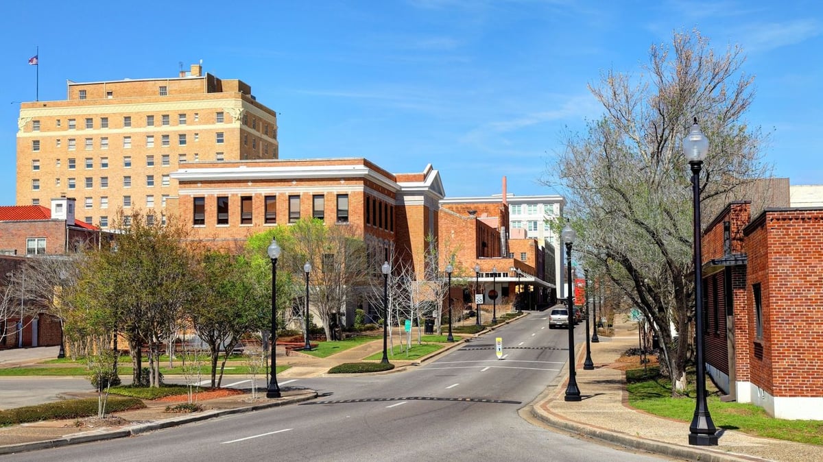 Hattiesburg Crossing - Gallery Photo 4