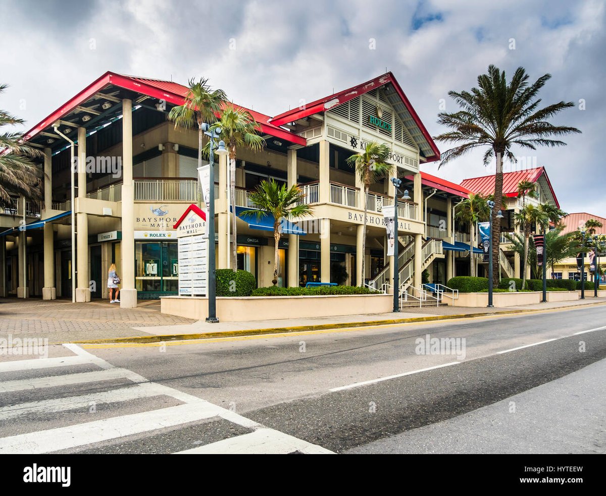 Georgetown Shopping Center - Gallery Photo 1