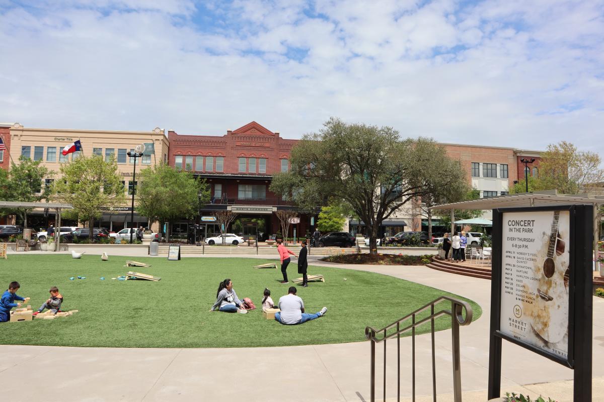 Market Street - The Woodlands - Gallery Photo 16