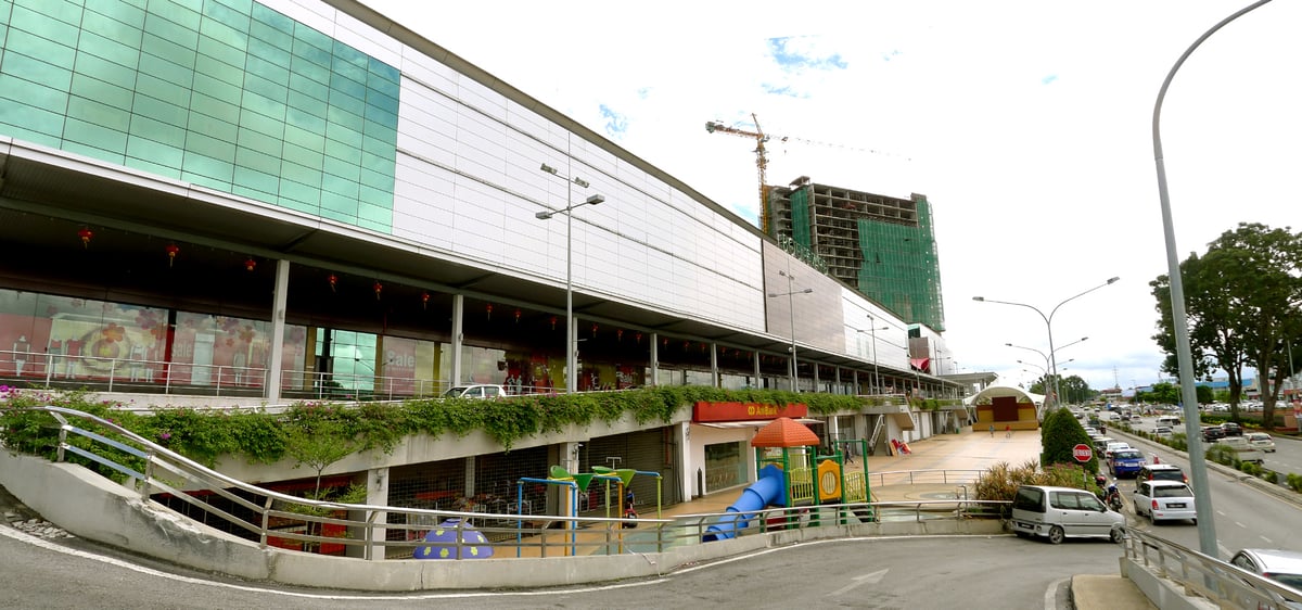 Boulevard Shopping Mall - Gallery Photo 5